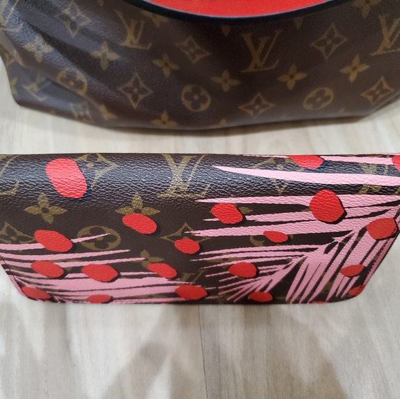 LV Tuileries Hobo & Zippy - Picture 8 of 11